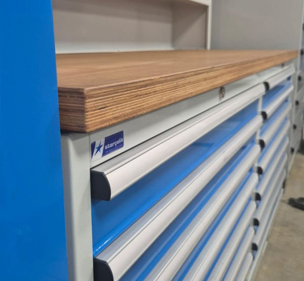 AVUSTRALYA TİPİ BANKO (2020x690x910 mm)
